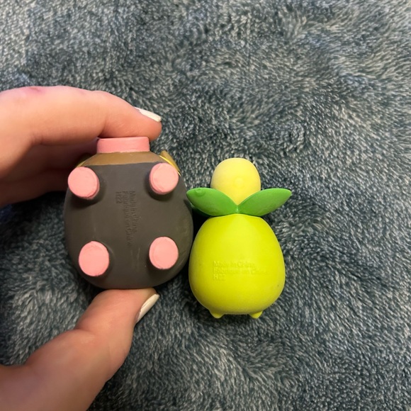 POKEMON STUFFIE ACTION FIGURE BUNDLE - Picture 10 of 11